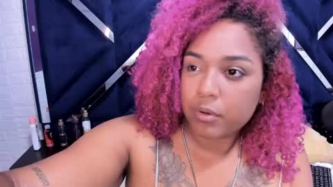 Snapshot of gisselle_hh chatting on May 2026 07:37:02 PM Gisselle online show from May 2026 07:37:02 PM