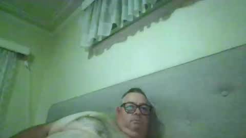 Snapshot of gixxer06 chatting on May 2026 05:45:01 AM bi Gixxer online show from May 2026 05:45:01 AM