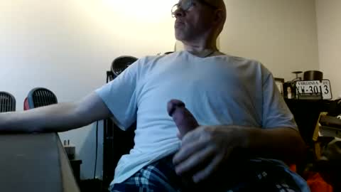 Snapshot of glaikind925958 chatting on June 2026 03:31:01 AM glaikind925958 online show from June 2026 03:31:01 AM