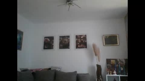Snapshot of glanzer88999 chatting on December 2024 09:02:02 AM glanzer88999 online show from December 2024 09:02:02 AM