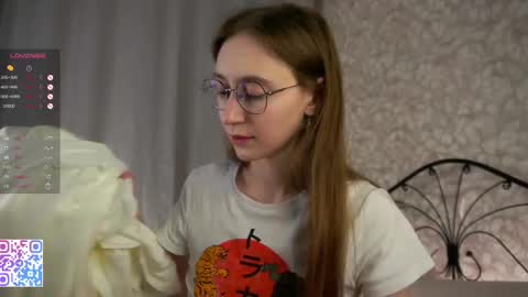 Snapshot of glennabardy chatting on March 2025 12:20:01 AM Sandra online show from March 2025 12:20:01 AM