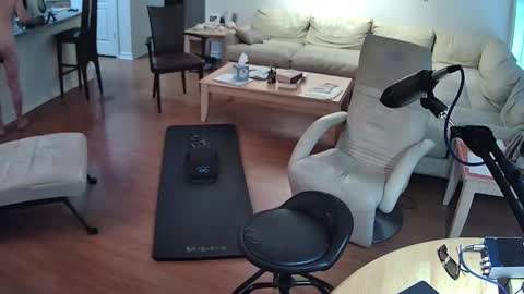 glennbitch online show from December 2024 07:02:02 PM