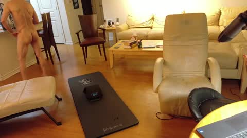 glennbitch online show from April 2026 12:51:02 PM