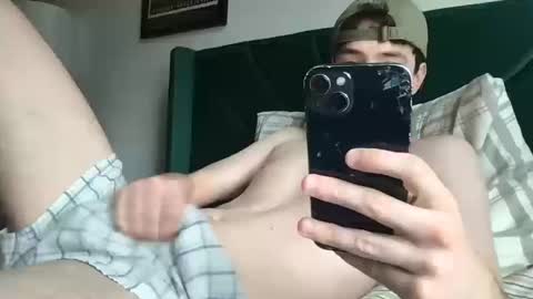 Gliss online show from October 2025 07:45:02 PM