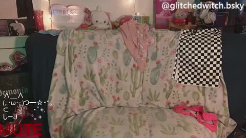 Glitch online show from December 2024 09:09:01 PM