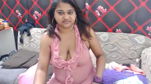 glitter candy online show from February 2025 11:15:02 PM