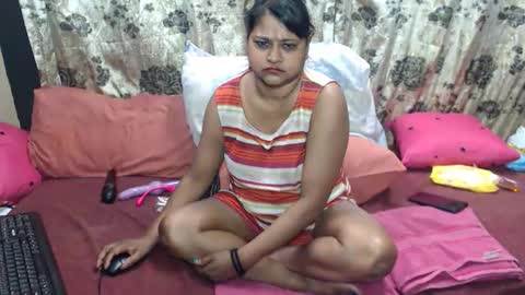 glitter candy online show from September 2025 07:24:02 PM