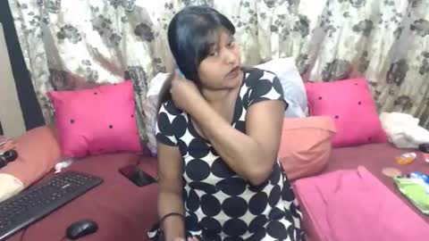 glitter candy online show from September 2025 08:12:02 PM