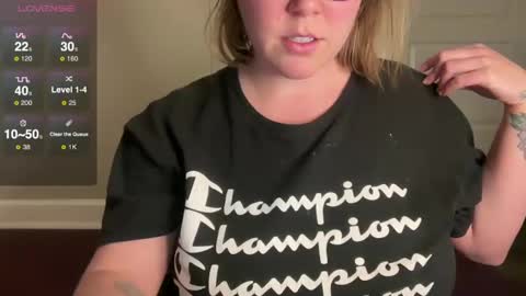 Snapshot of glitterkitty_108 chatting on January 2025 12:20:02 AM GlitterKitty 108 online show from January 2025 12:20:02 AM