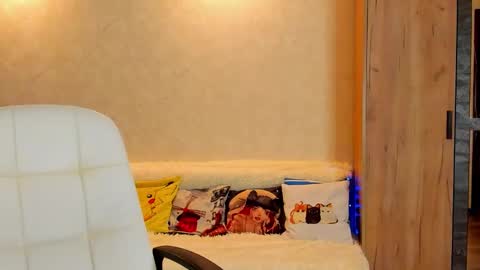 Gloria Wood online show from February 2025 04:11:02 PM