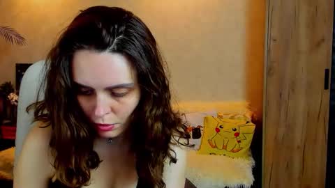 Gloria Wood online show from September 2025 08:30:02 PM