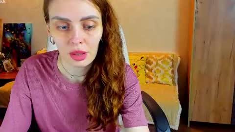 Snapshot of gloria_wood chatting on June 2026 06:52:01 PM Gloria Wood online show from June 2026 06:52:01 PM