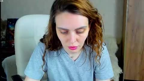 Snapshot of gloria_wood chatting on June 2026 03:49:02 PM Gloria Wood online show from June 2026 03:49:02 PM