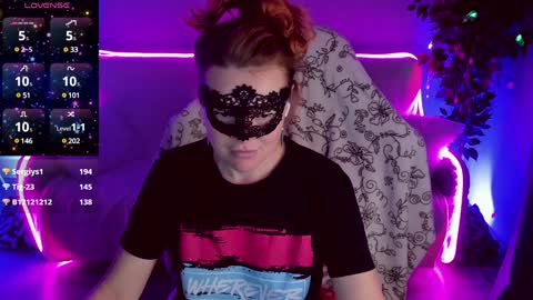 Snapshot of gloriagrays chatting on January 2025 01:18:02 AM gloriagrays online show from January 2025 01:18:02 AM