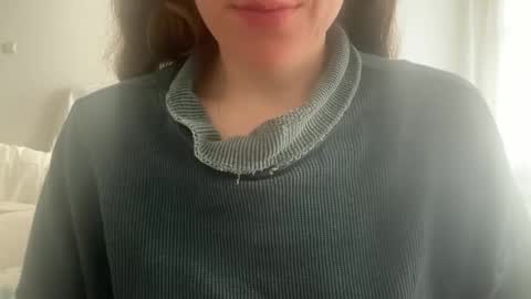 Snapshot of gloriapearl chatting on April 2026 08:53:01 AM Gloria Pearl online show from April 2026 08:53:01 AM