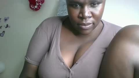 glorious_t online show from February 2026 11:04:02 PM