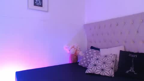 Glory online show from November 2025 12:49:02 PM