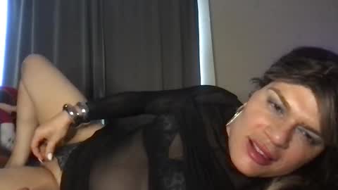 Glow Goddess online show from November 2025 04:51:02 PM