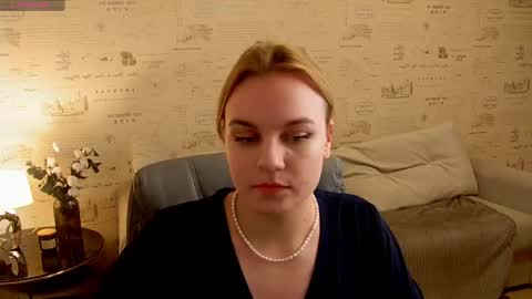 Snapshot of glow_margo chatting on May 2026 01:22:02 AM Margo online show from May 2026 01:22:02 AM