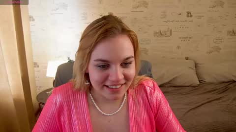 Snapshot of glow_margo chatting on May 2026 02:50:01 AM Margo online show from May 2026 02:50:01 AM