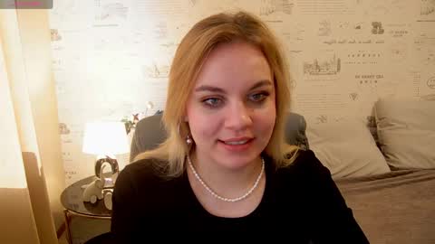 Snapshot of glow_margo chatting on June 2026 12:56:02 AM Margo online show from June 2026 12:56:02 AM