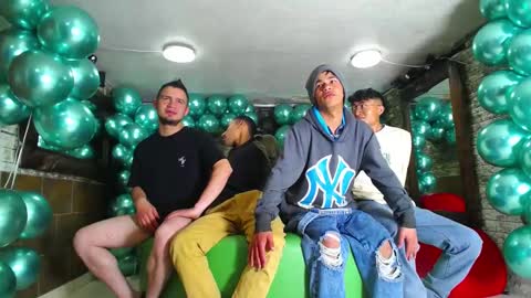 THOMAS AND DAMIAND online show from January 2025 04:13:02 PM