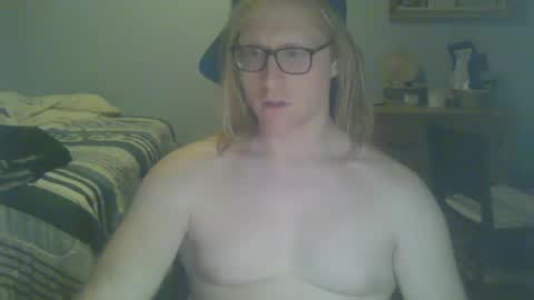 Snapshot of gnger31foru chatting on December 2024 02:47:01 AM Steven Meadow online show from December 2024 02:47:01 AM