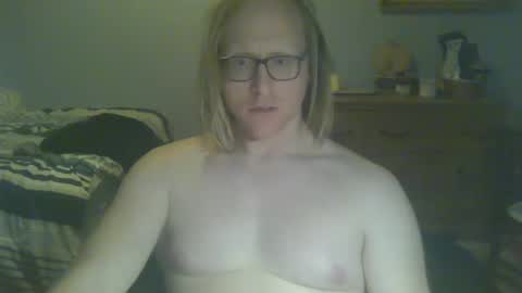 Snapshot of gnger31foru chatting on December 2024 01:36:02 AM Steven Meadow online show from December 2024 01:36:02 AM