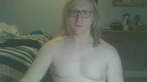 Snapshot of gnger31foru chatting on December 2024 12:16:02 PM Steven Meadow online show from December 2024 12:16:02 PM