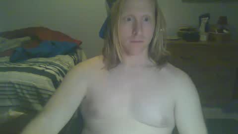 Snapshot of gnger31foru chatting on December 2024 01:18:02 AM Steven Meadow online show from December 2024 01:18:02 AM