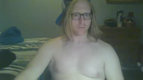 Snapshot of gnger31foru chatting on December 2024 01:47:02 AM Steven Meadow online show from December 2024 01:47:02 AM