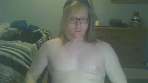Snapshot of gnger31foru chatting on January 2025 02:18:02 AM Steven Meadow online show from January 2025 02:18:02 AM