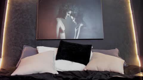 Snapshot of god_of_olympus1 chatting on December 2024 11:28:01 PM steven online show from December 2024 11:28:01 PM