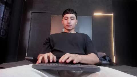 Snapshot of god_of_olympus1 chatting on October 2025 11:11:01 AM steven online show from October 2025 11:11:01 AM