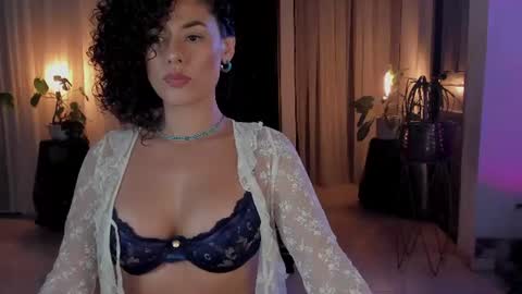 Elena online show from August 2026 01:05:02 AM