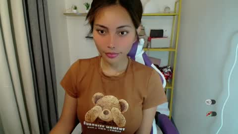 Snapshot of goddess_kendr chatting on June 2026 12:08:01 AM kendra online show from June 2026 12:08:01 AM