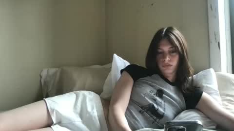 Snapshot of goddess_larz chatting on May 2026 07:33:02 PM goddess_larz online show from May 2026 07:33:02 PM