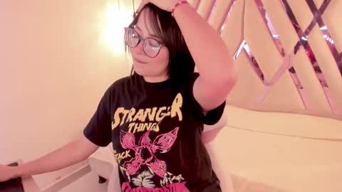 M A R T I N A  online show from February 2026 12:23:01 PM