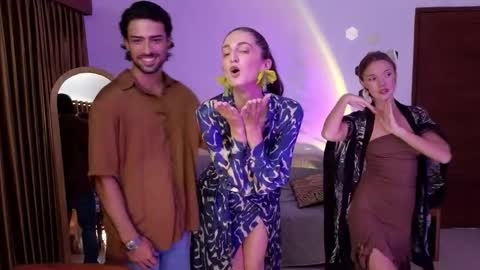   330 UTC2 girls   online show from March 2026 03:30:02 AM