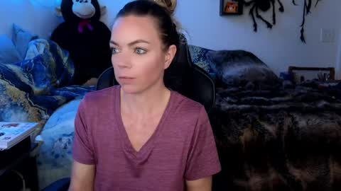 Patricia Mars           Goddess of Mars twitter thegoddessmindy online show from January 2025 06:10:02 PM