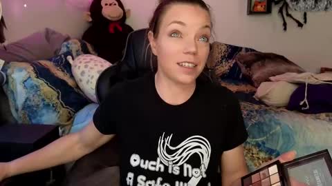 Patricia Mars           Goddess of Mars twitter thegoddessmindy online show from February 2025 05:44:01 PM