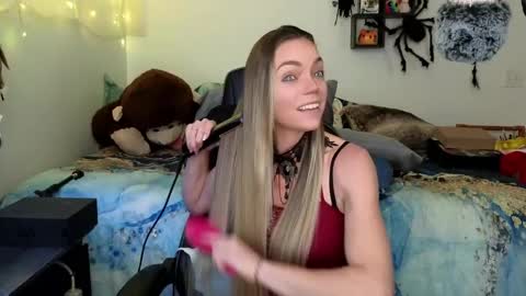 Patricia Mars           Goddess of Mars twitter thegoddessmindy online show from February 2025 03:43:01 PM