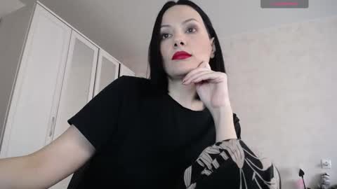 Snapshot of goddess_perfect_legs chatting on January 2026 12:51:02 PM Oksana online show from January 2026 12:51:02 PM