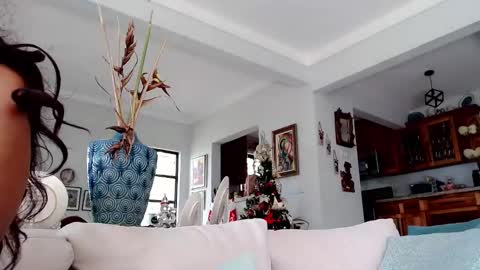 Snapshot of goddess_xandra_xquisite chatting on December 2024 04:04:02 PM Xandra The Goddess online show from December 2024 04:04:02 PM