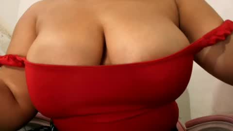 Snapshot of goddesschanell chatting on June 2026 07:02:02 AM CHANELL online show from June 2026 07:02:02 AM