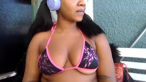 Snapshot of goddessdaisysky chatting on July 2026 11:07:02 PM Goddess Daisy Sky online show from July 2026 11:07:02 PM