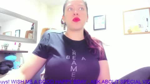 Snapshot of goddessjessica_roger chatting on July 2026 04:10:01 AM Goddess Jessica and slave Roger online show from July 2026 04:10:01 AM