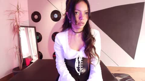 Julieta online show from September 2025 07:24:02 PM