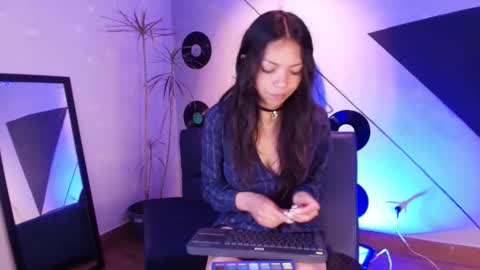 Julieta online show from October 2025 08:00:02 PM