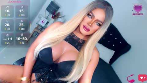 Miss Anna online show from October 2025 04:59:01 PM